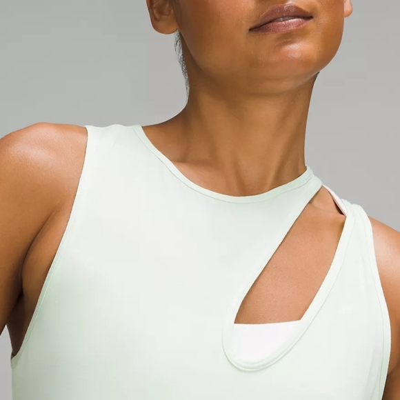 Lululemon NWT Modal-Silk Shoulder Cut-Out Yoga Tank Light Green Sz 14 - Picture 7 of 11